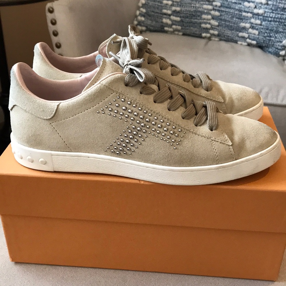 TOD’S suede sneakers